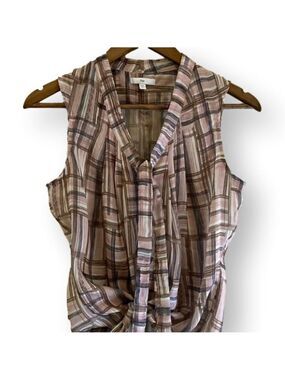 112.GAP Silk like sleeveless tie front blouse. Pink grey tan print.